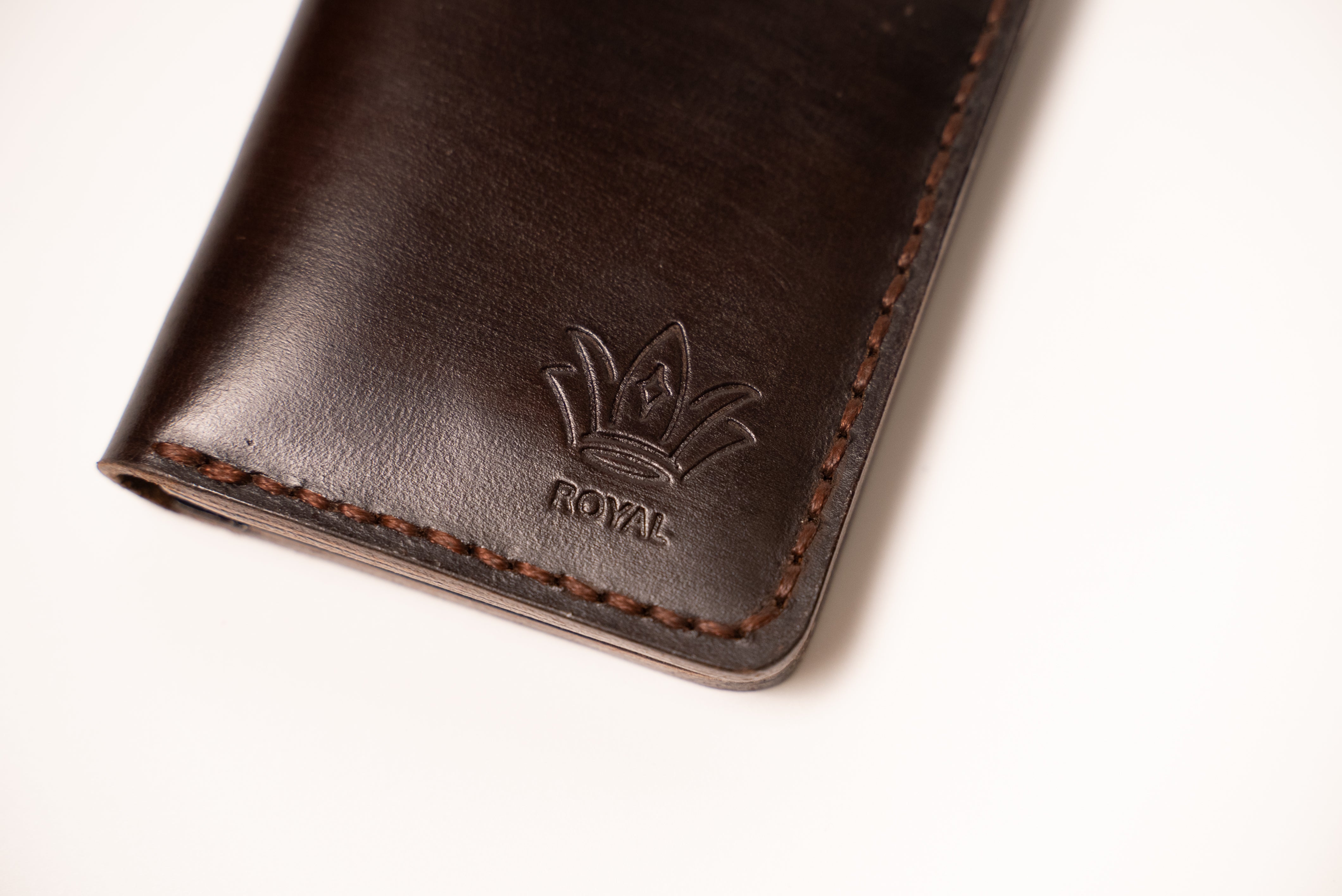 ROYAL Minimalist Leather Card Holder - Brown.