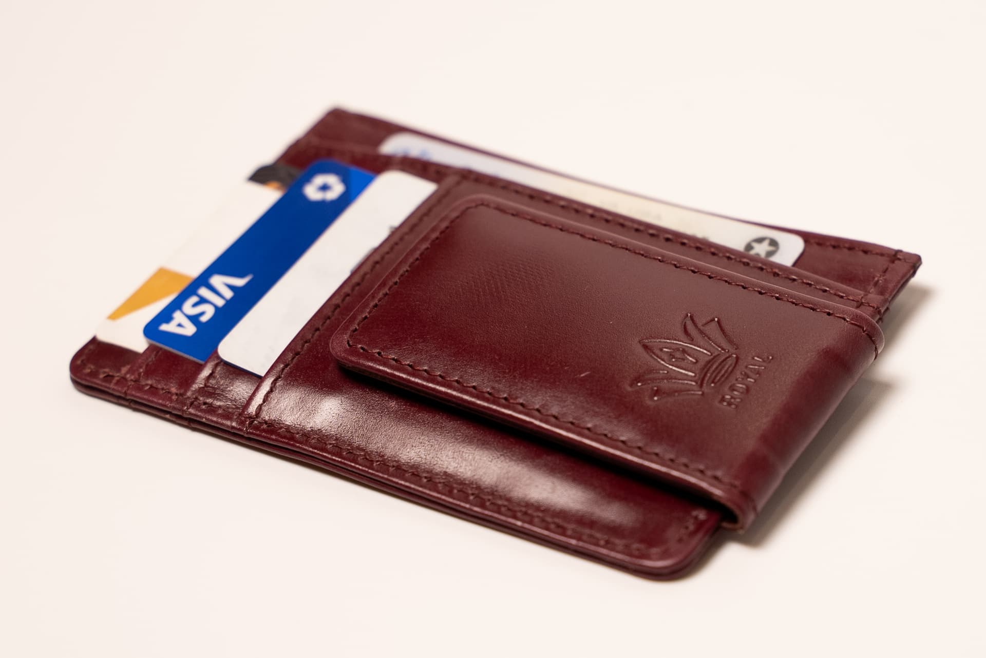 ROYAL Magnet Card Holder — Burgundy