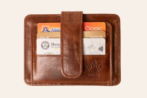 ROYAL Short Flap Card Holder