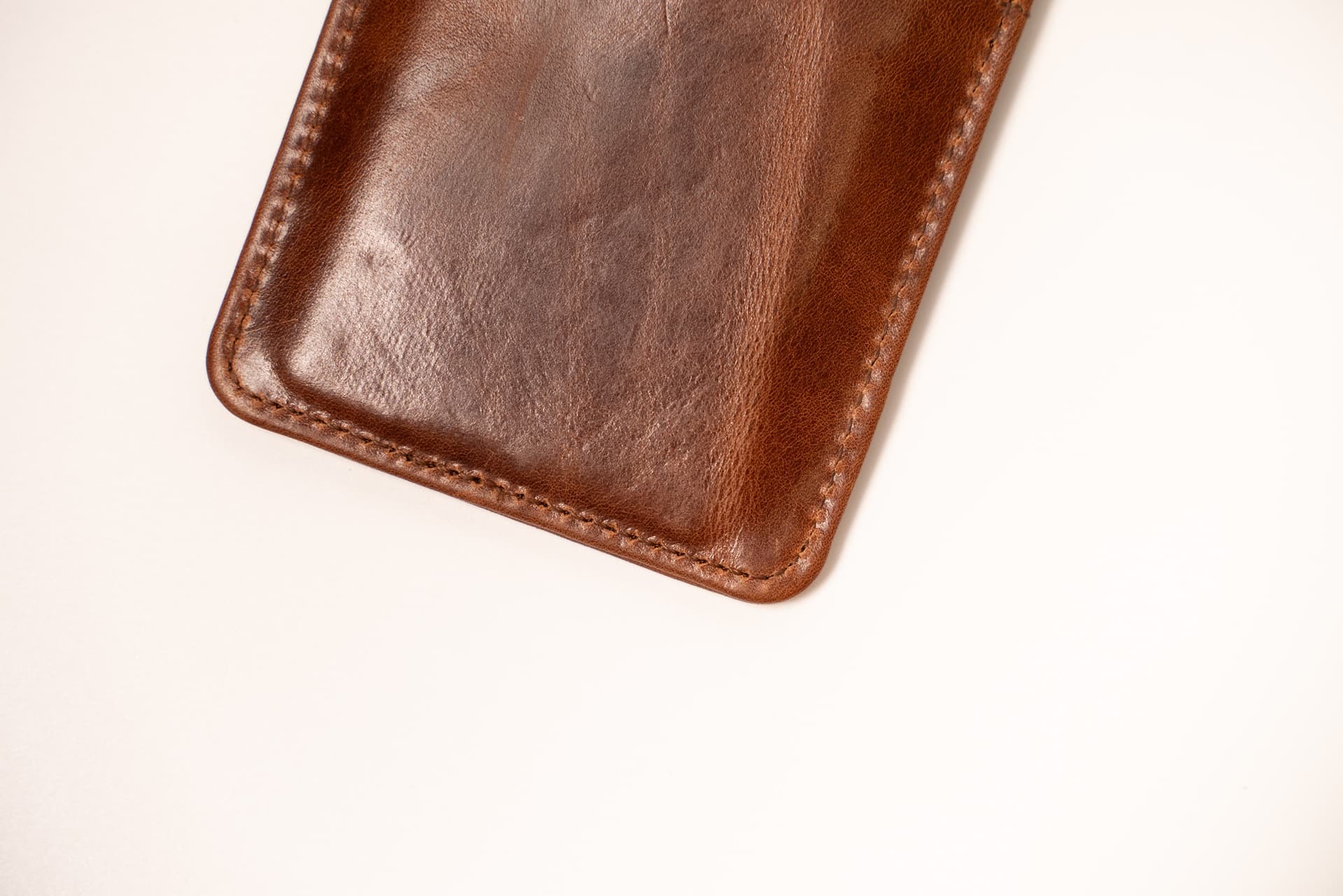 ROYAL Slim Card Holder — Brown