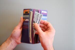 The Hidden Benefits of Carrying a Large Wallet for Men